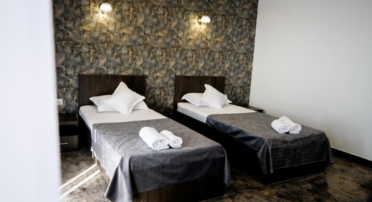Motel Infinit Târgu Jiu 외부 사진