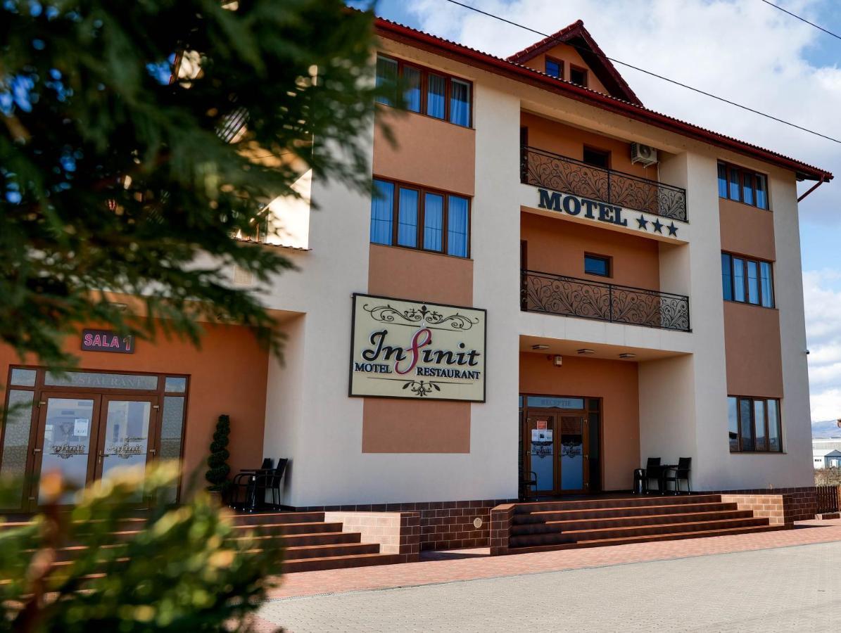 Motel Infinit Târgu Jiu 외부 사진