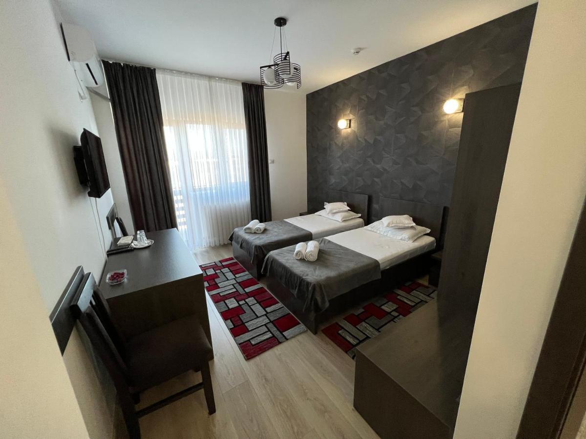 Motel Infinit Târgu Jiu 외부 사진