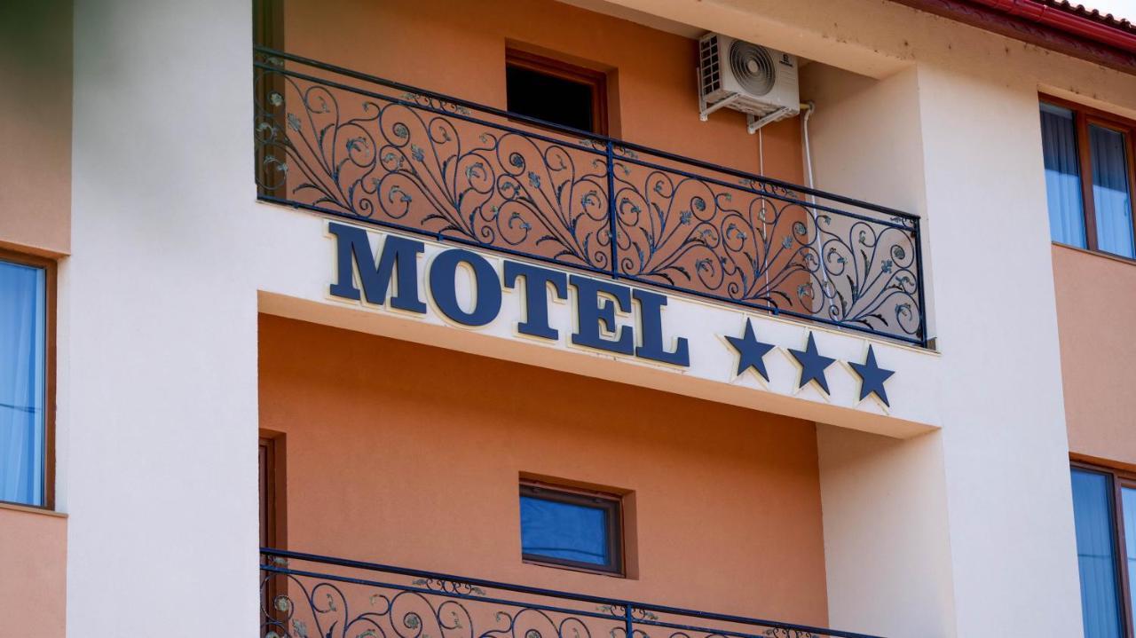 Motel Infinit Târgu Jiu 외부 사진