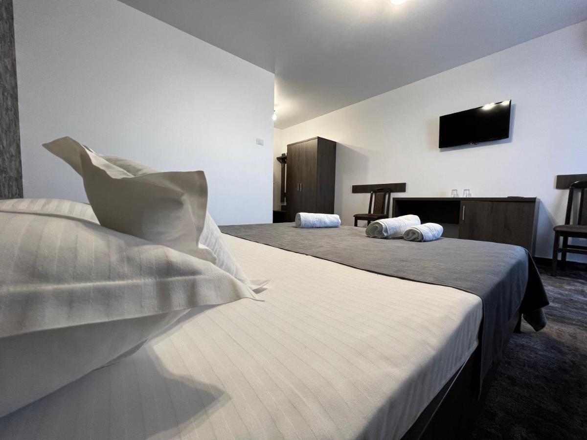 Motel Infinit Târgu Jiu 외부 사진